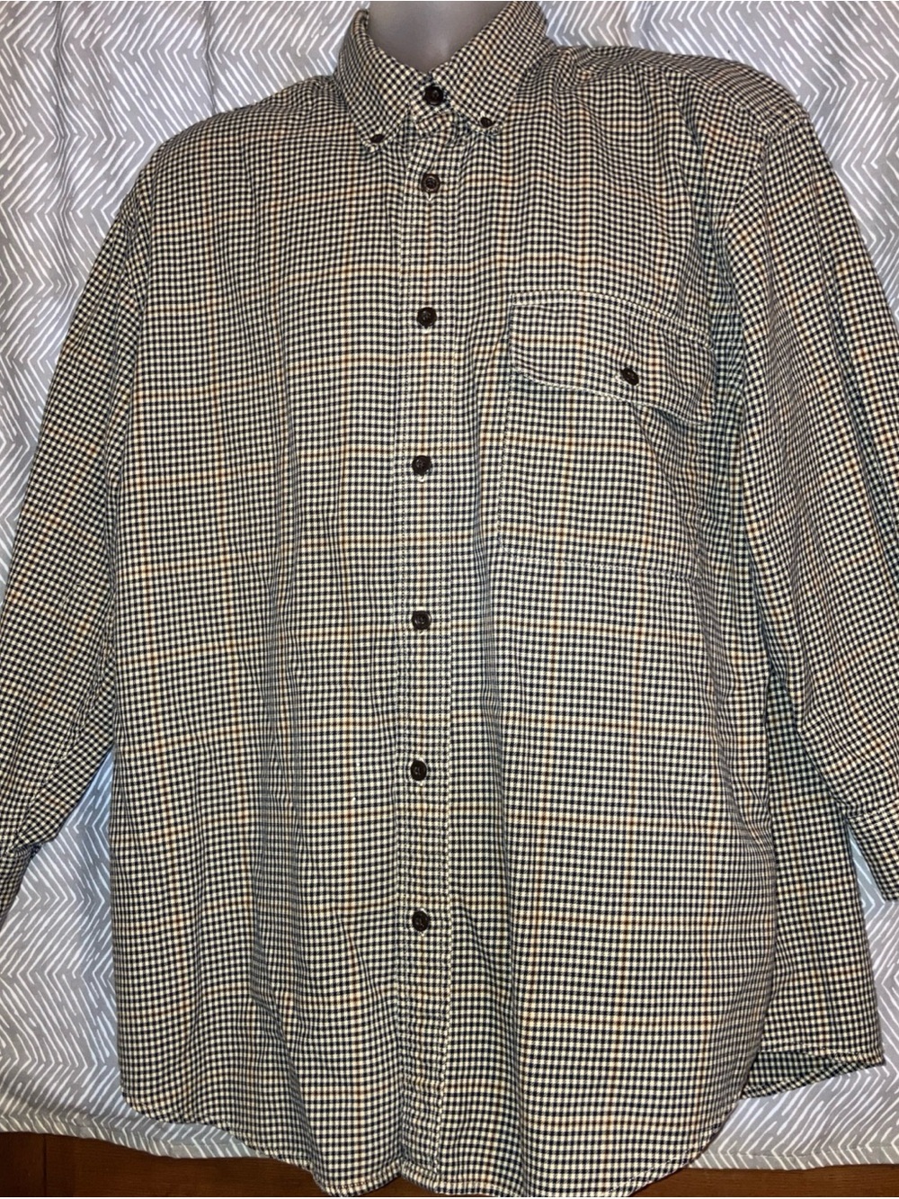 orvis shirt button up black white size XL